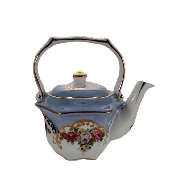 Vintage Kaldun & Bogle Teapot Roses Floral Blue Gold Gilt Single Serve Excellent - Picture 1 of 12